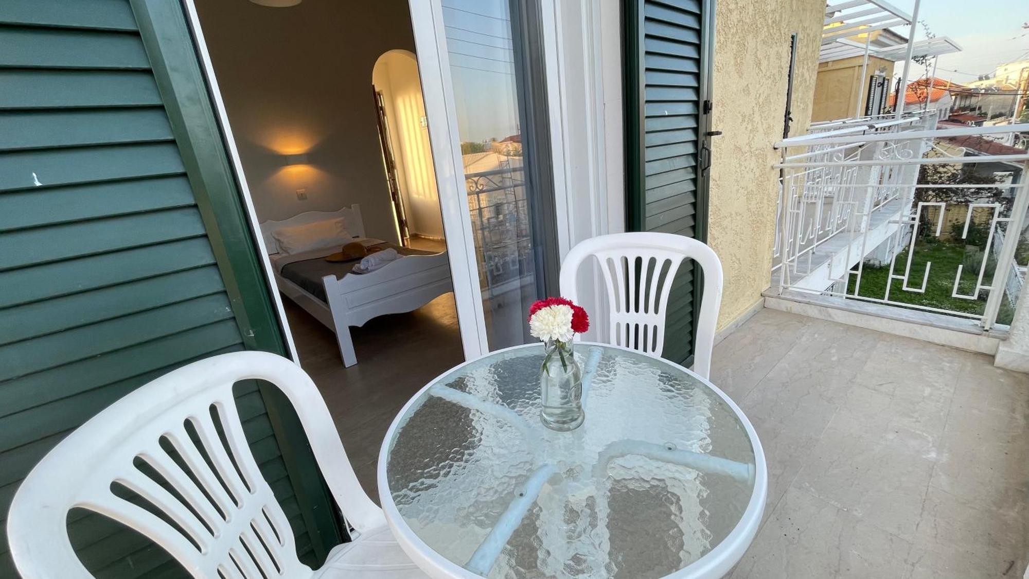 Kavos Aparthotel Esterno foto